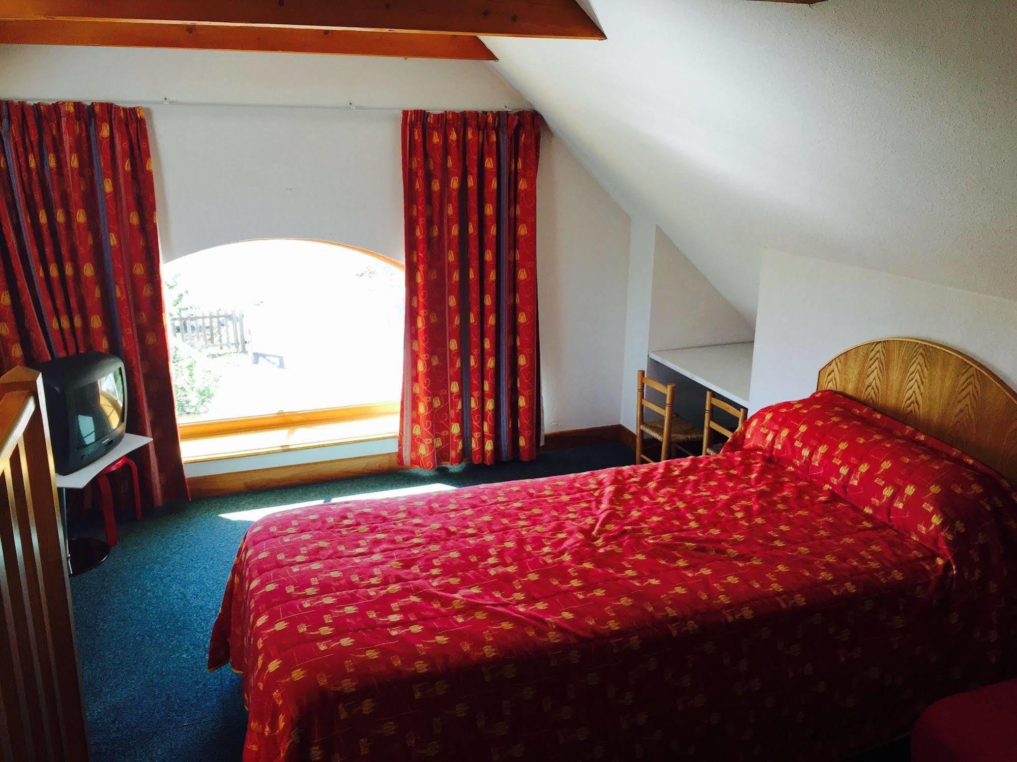 Hotel & Spa Rodier Campagnac  ภายนอก รูปภาพ