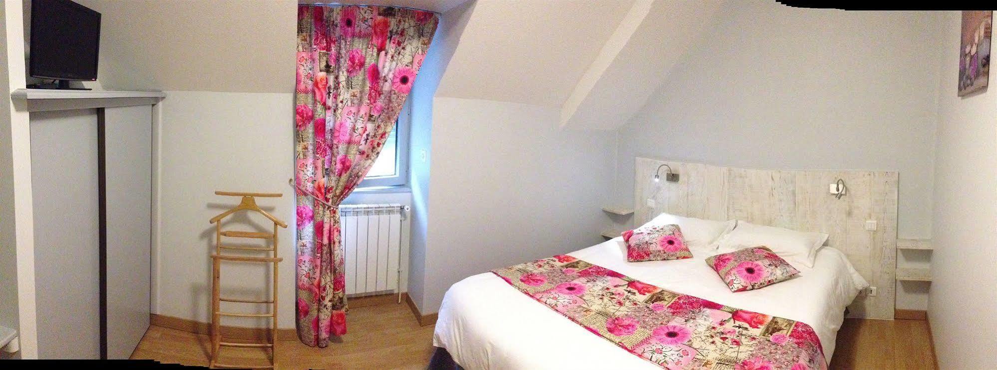 Hotel & Spa Rodier Campagnac  ภายนอก รูปภาพ